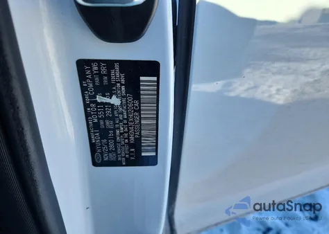 2017 Genesis G80 Base z USA, uszkodzony, nr VIN KMHGN4JEXHU206007